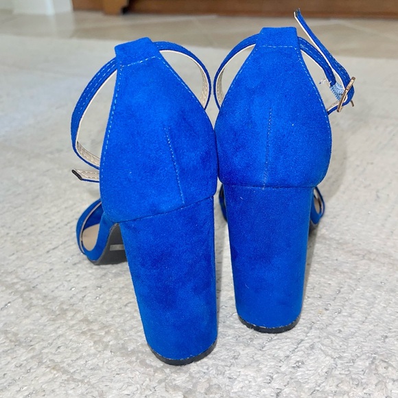 Dream Pairs open toe chunky block heels 🪴 - Picture 6 of 9